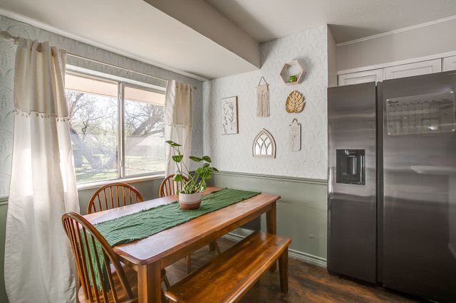 540 Mound Street, Burleson, TX 76028