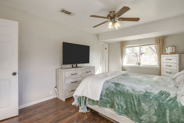 540 Mound Street, Burleson, TX 76028