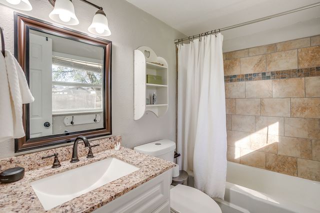 540 Mound Street, Burleson, TX 76028