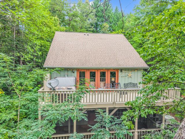 209 Dogwood Drive, Lake Lure, NC 28746