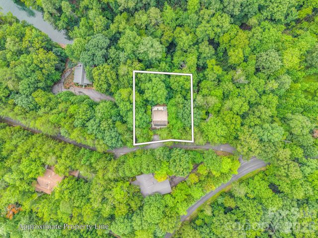 209 Dogwood Drive, Lake Lure, NC 28746