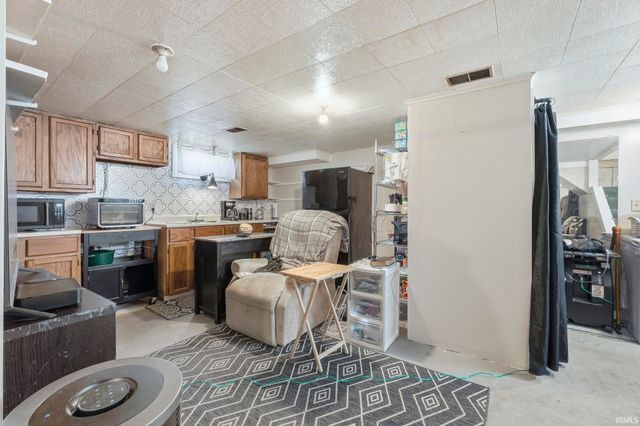 3727 Newport Avenue, Fort Wayne, IN 46805