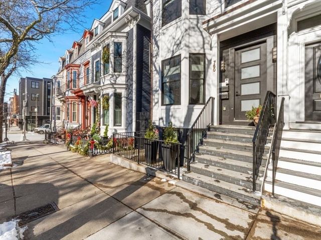 760 E Broadway U:2, Boston, MA 02127