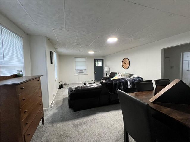 3745 N Indiana Avenue, Kansas City, MO 64117