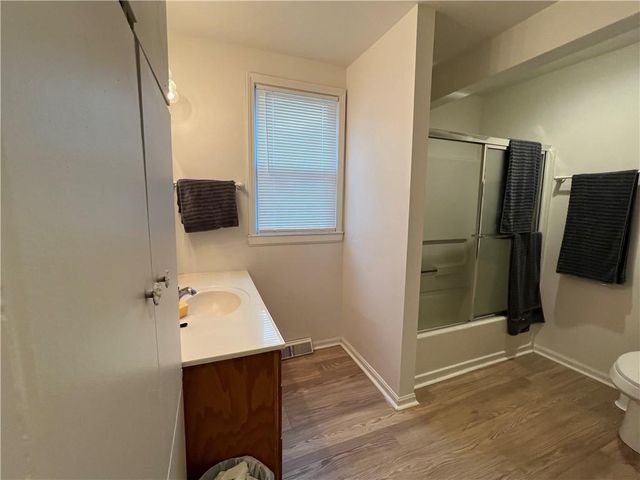 3745 N Indiana Avenue, Kansas City, MO 64117