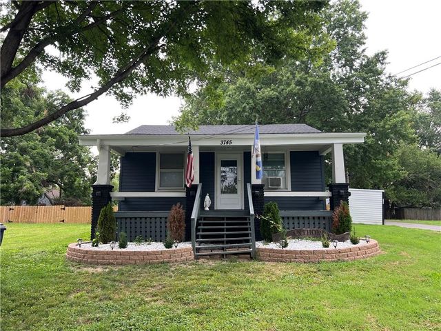 3745 N Indiana Avenue, Kansas City, MO 64117