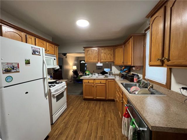 3745 N Indiana Avenue, Kansas City, MO 64117