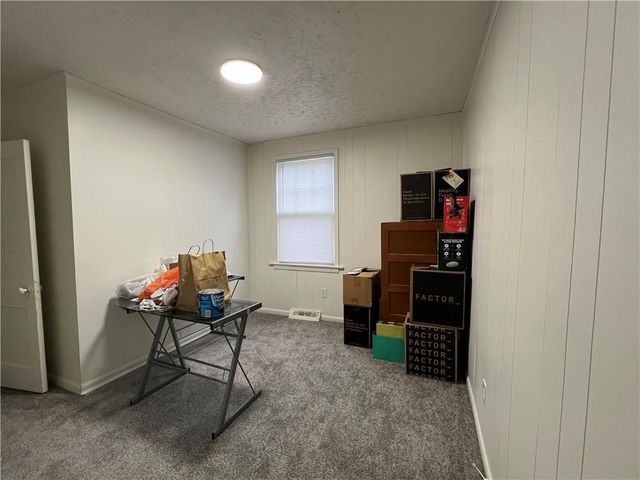 3745 N Indiana Avenue, Kansas City, MO 64117