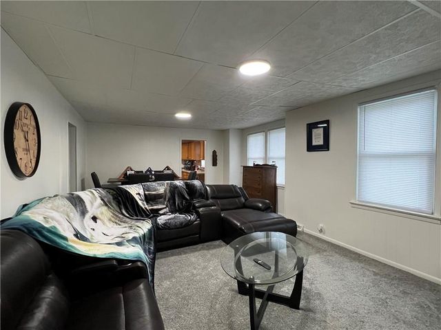 3745 N Indiana Avenue, Kansas City, MO 64117