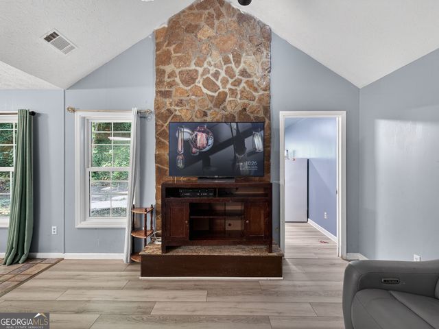 3912 Pleasant Trail, Atlanta, GA 30340