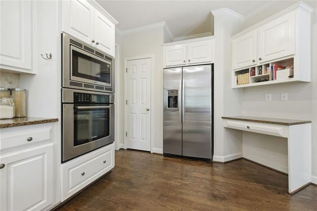 2046 Kinsmon Drive, Marietta, GA 30062
