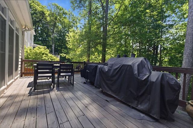 2046 Kinsmon Drive, Marietta, GA 30062