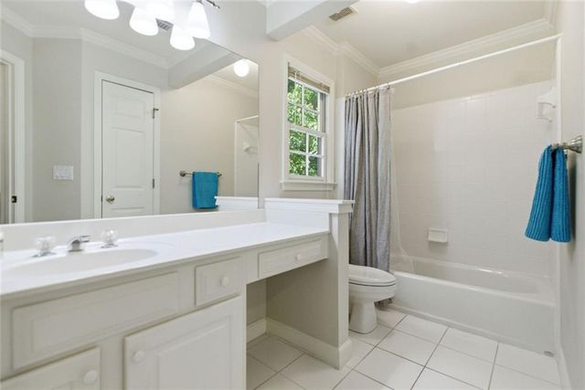 2046 Kinsmon Drive, Marietta, GA 30062