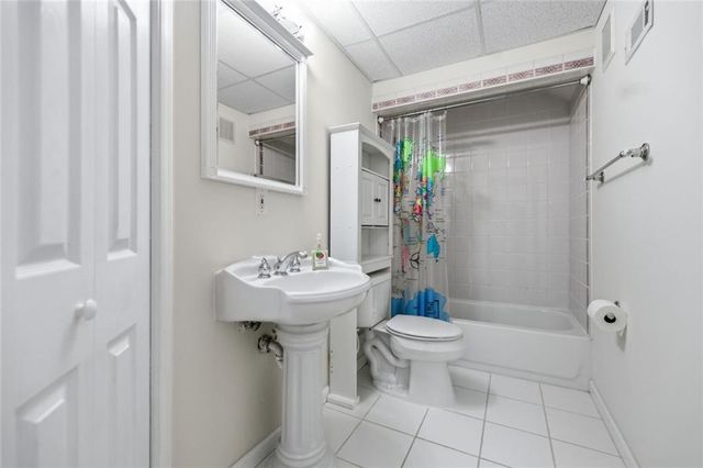 2046 Kinsmon Drive, Marietta, GA 30062
