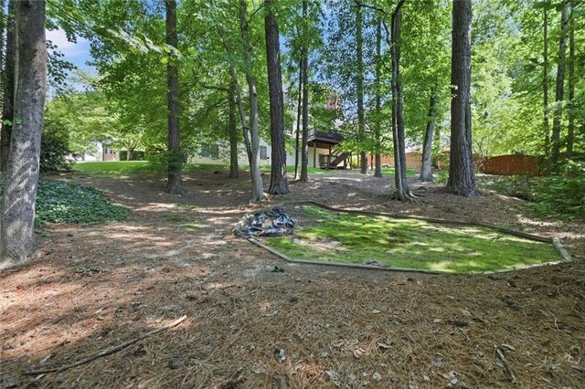 2046 Kinsmon Drive, Marietta, GA 30062