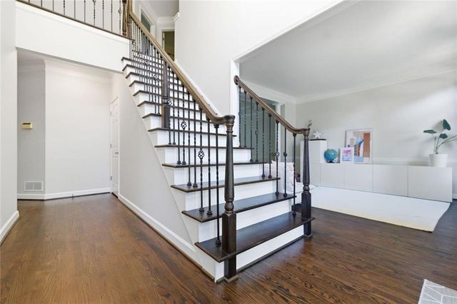 2046 Kinsmon Drive, Marietta, GA 30062