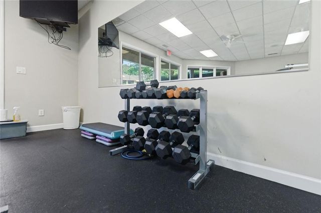 2046 Kinsmon Drive, Marietta, GA 30062