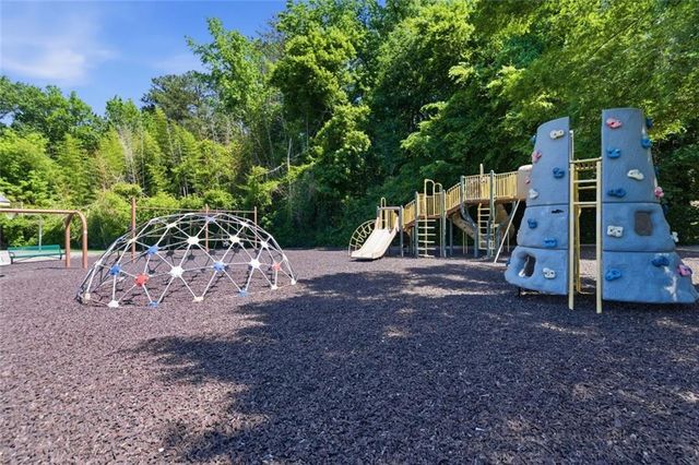 2046 Kinsmon Drive, Marietta, GA 30062