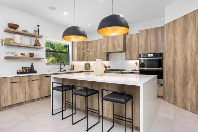 1405 NE 4th Avenue, Boca Raton, FL 33432