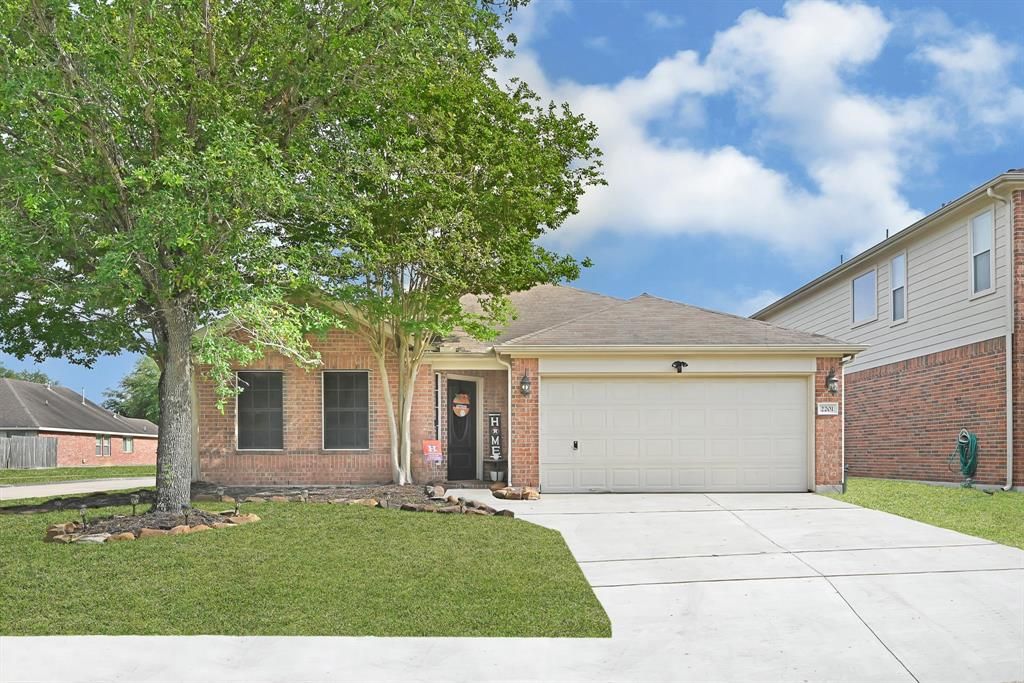 2201 Piney Wood Dr Drive, Deer Park, TX 77536