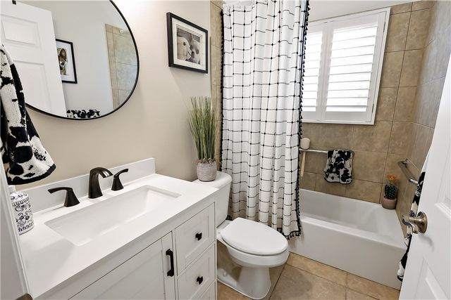 640 Gossamer Wing Way, Sebastian, FL 32958