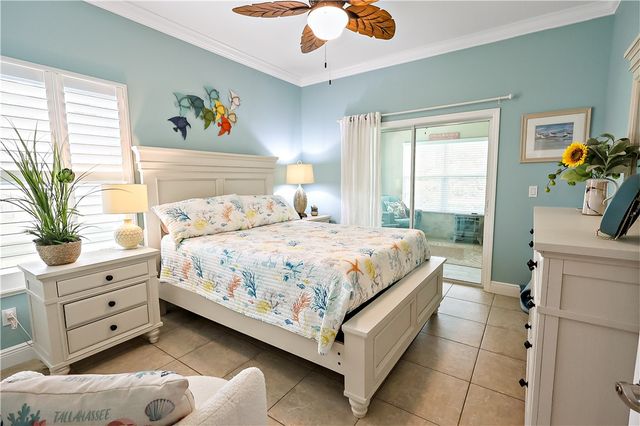 640 Gossamer Wing Way, Sebastian, FL 32958