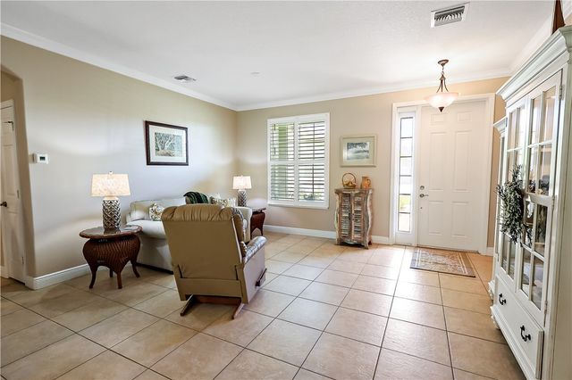 640 Gossamer Wing Way, Sebastian, FL 32958
