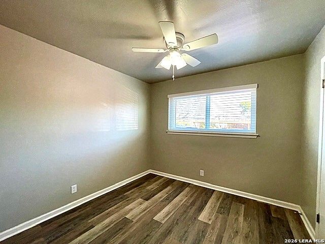 223 W Silver Sands Dr Apt 7, San Antonio, TX 78216