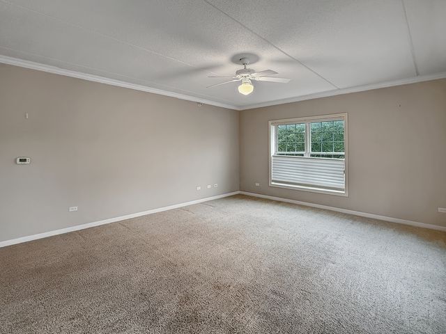 701 W Rand Road 137, Arlington Heights, IL 60004