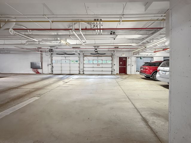 701 W Rand Road 137, Arlington Heights, IL 60004