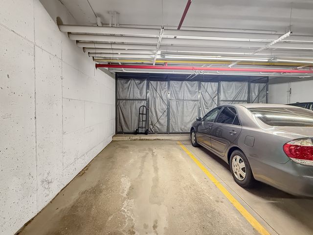 701 W Rand Road 137, Arlington Heights, IL 60004
