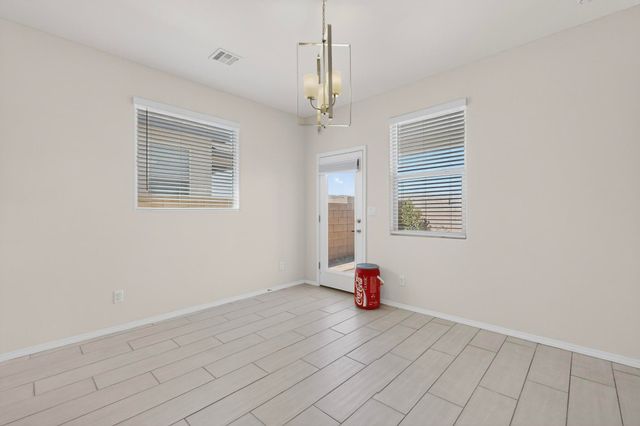 2807 Cambridge Avenue NE, Rio Rancho, NM 87144