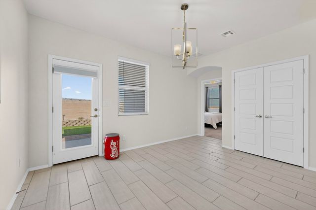 2807 Cambridge Avenue NE, Rio Rancho, NM 87144