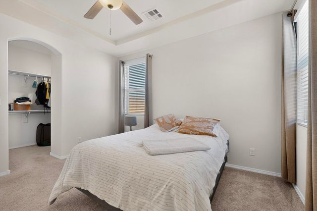 2807 Cambridge Avenue NE, Rio Rancho, NM 87144