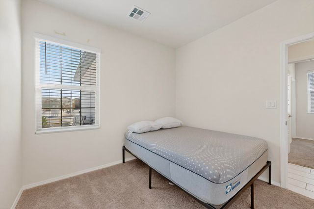 2807 Cambridge Avenue NE, Rio Rancho, NM 87144