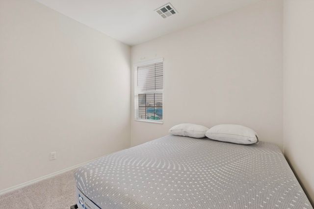 2807 Cambridge Avenue NE, Rio Rancho, NM 87144