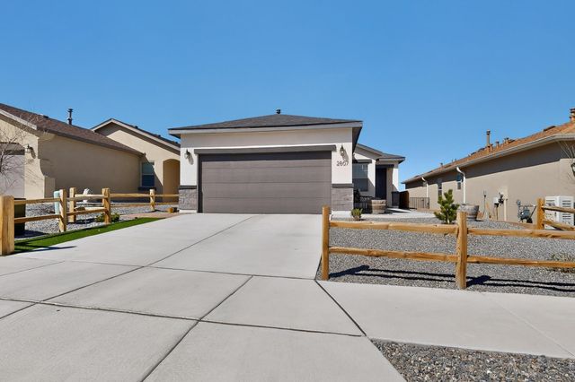 2807 Cambridge Avenue NE, Rio Rancho, NM 87144