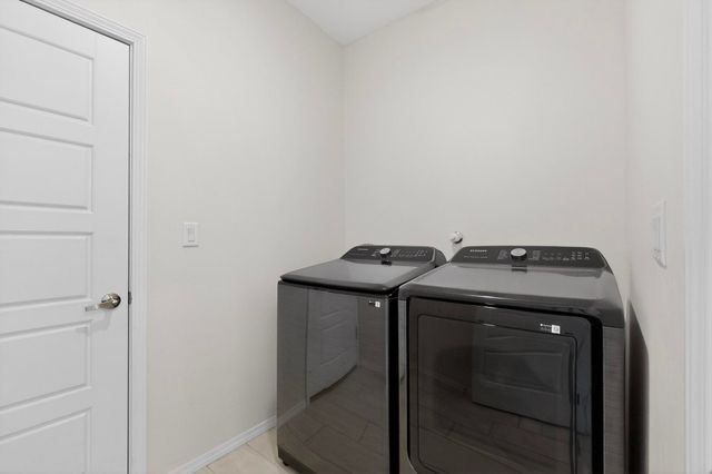 2807 Cambridge Avenue NE, Rio Rancho, NM 87144
