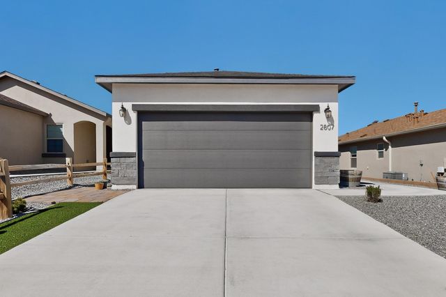 2807 Cambridge Avenue NE, Rio Rancho, NM 87144