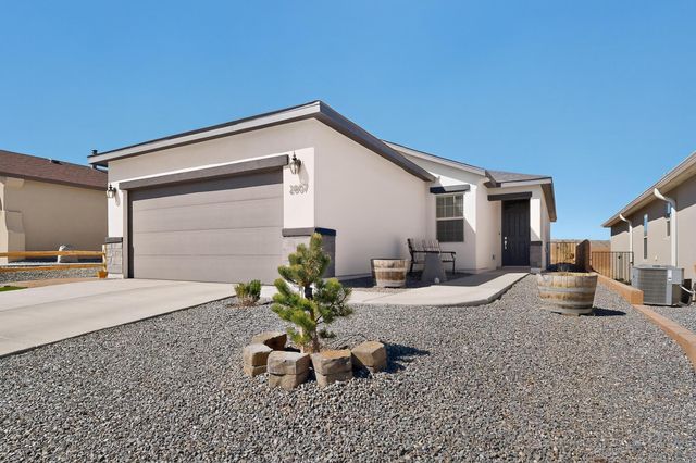 2807 Cambridge Avenue NE, Rio Rancho, NM 87144