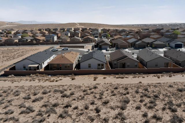 2807 Cambridge Avenue NE, Rio Rancho, NM 87144