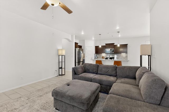 2807 Cambridge Avenue NE, Rio Rancho, NM 87144