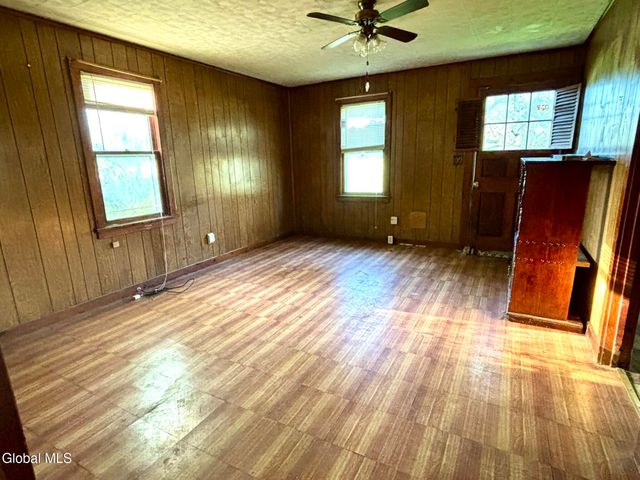 1154 County Route 25, Kinderhook, NY 12106