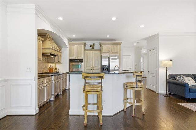 2642 Long Pointe, Roswell, GA 30076