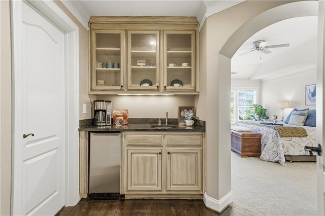 2642 Long Pointe, Roswell, GA 30076