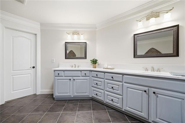 2642 Long Pointe, Roswell, GA 30076