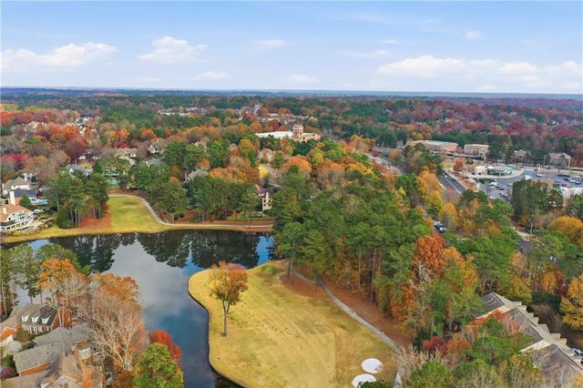 2642 Long Pointe, Roswell, GA 30076