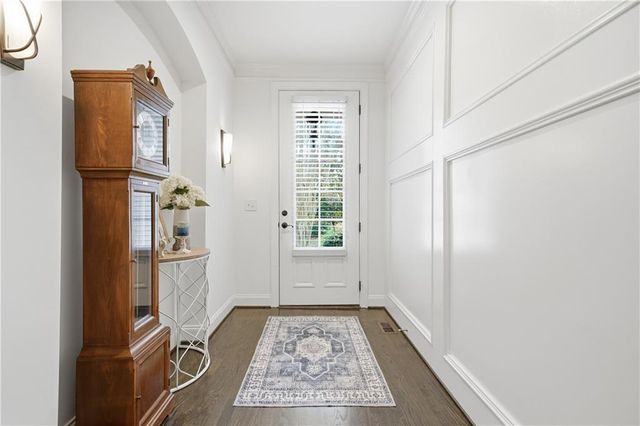 2642 Long Pointe, Roswell, GA 30076