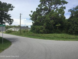 1198 Ver Circle NE, Palm Bay, FL 32905