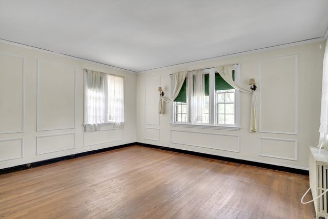 128 Dudley St, Brookline, MA 02445